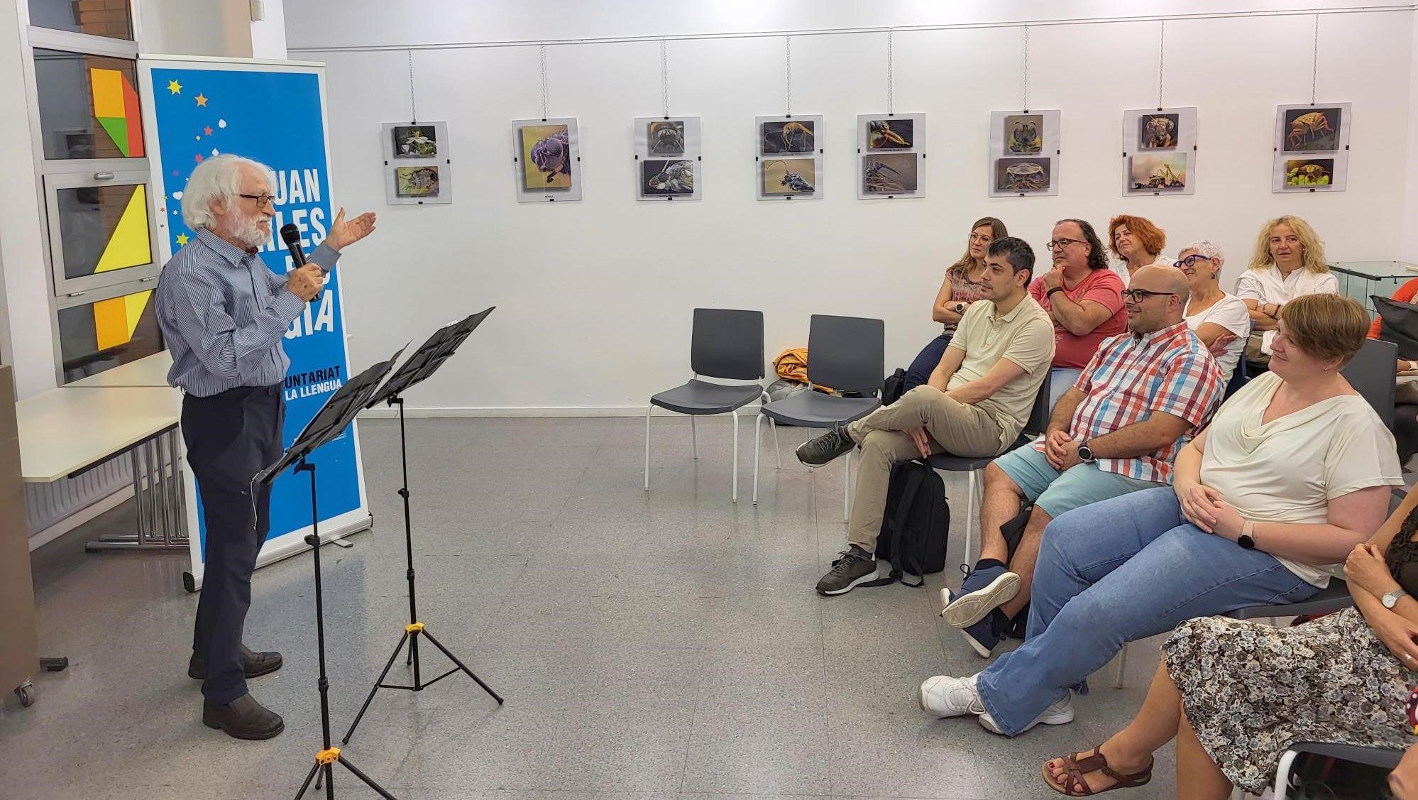 Taller “Les llengües d’Enric Larreula” a Vilanova i la Geltrú.