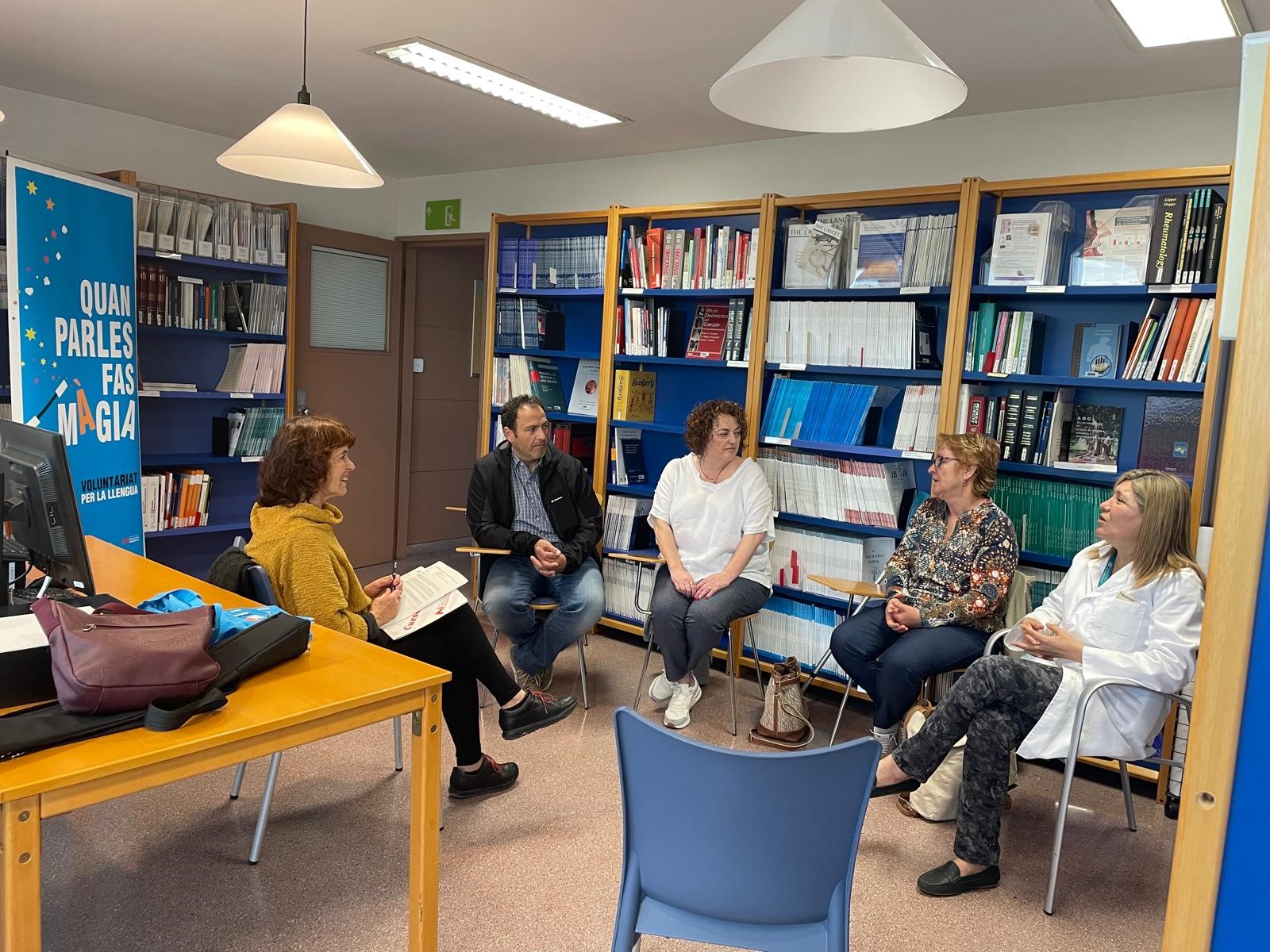 Trobada de parelles lingüístiques a l'Hospital Comarcal de l'Alt Penedès.