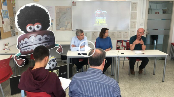 Ajuntament i CCAP renoven el conveni per donar suport al Servei de Català. Presentació del pòdcast de la Queta a Vilafranca