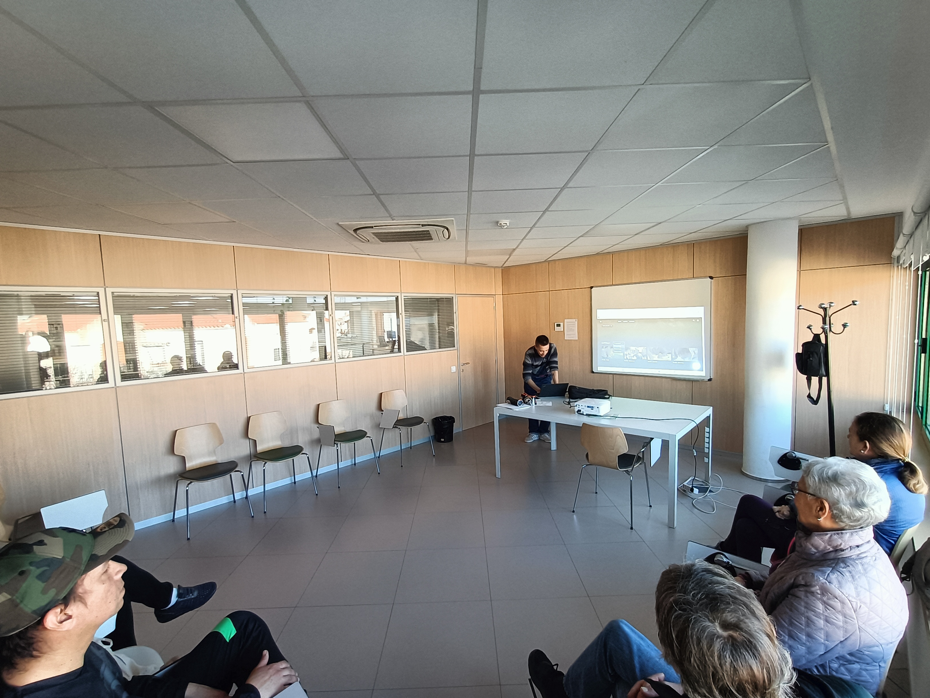 Tertúlia La taverna de Plató